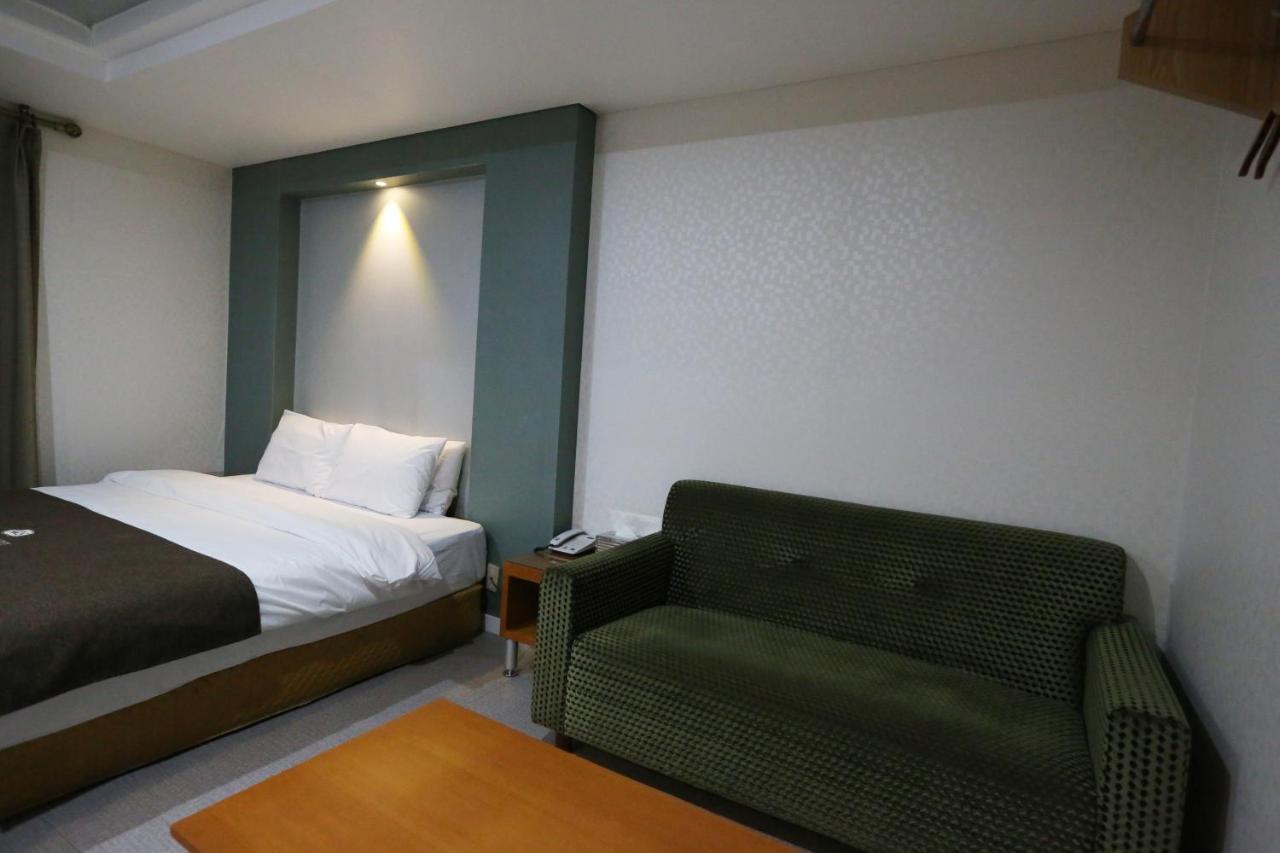 Symphony Hotel Suwon Exteriér fotografie