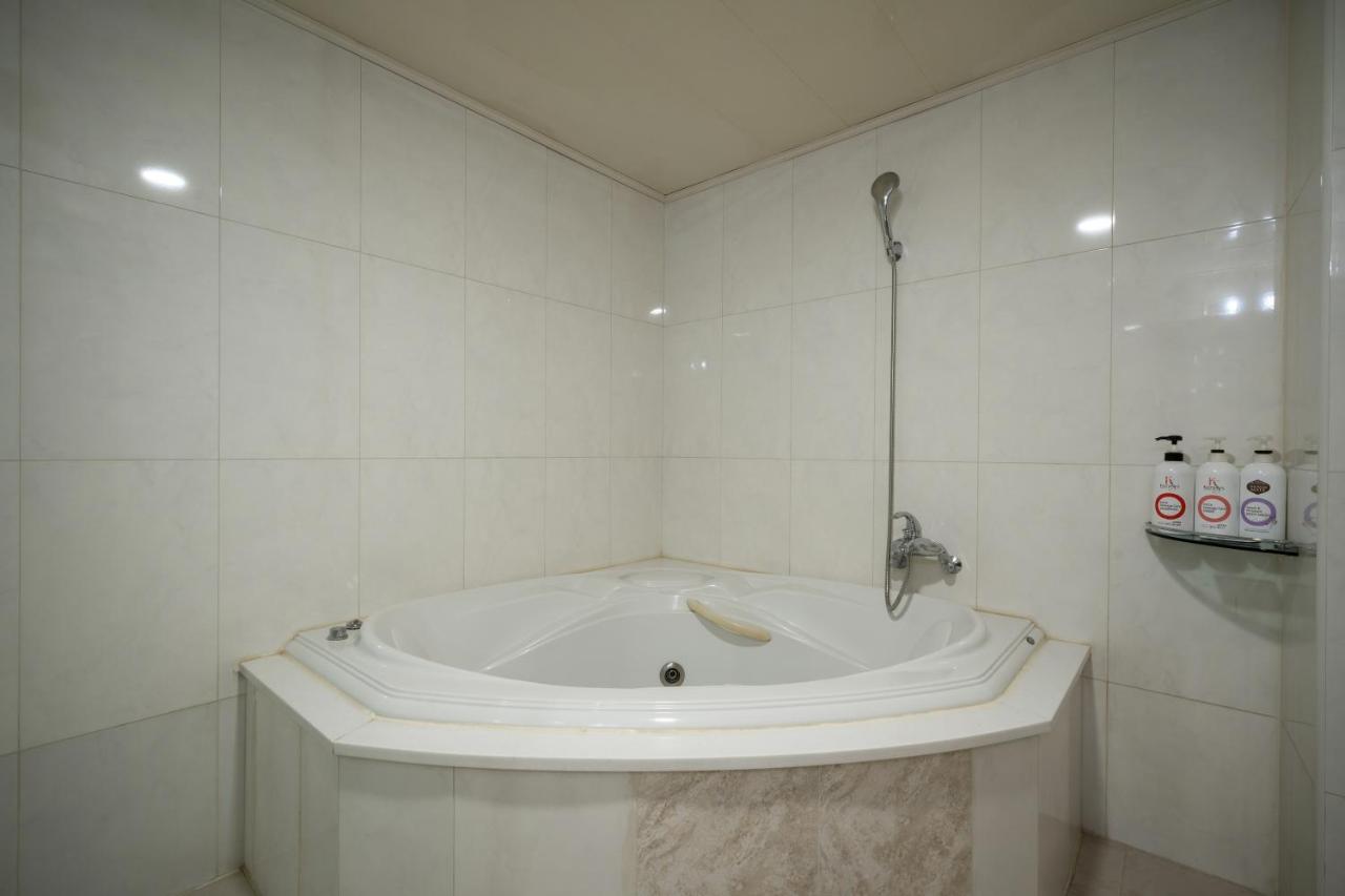 Symphony Hotel Suwon Exteriér fotografie