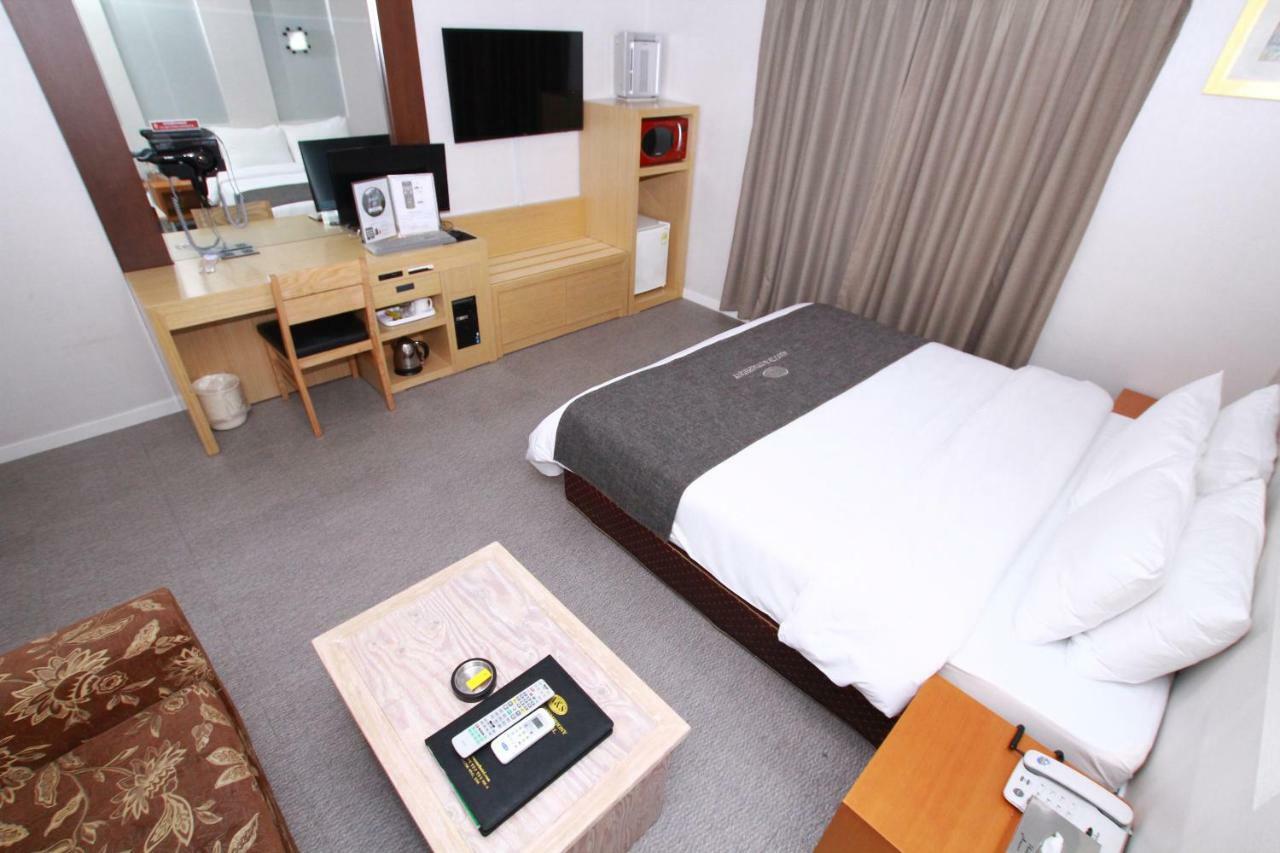 Symphony Hotel Suwon Exteriér fotografie